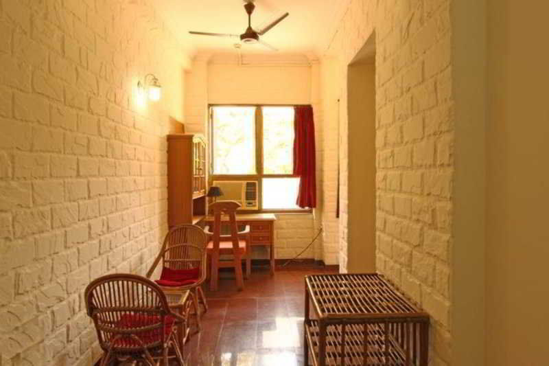 The Cottage Mumbai Exteriör bild