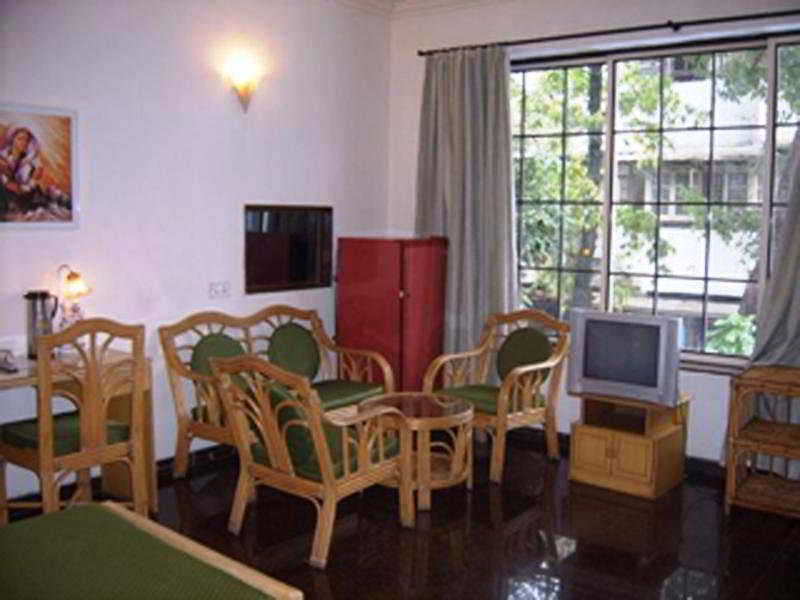 The Cottage Mumbai Exteriör bild